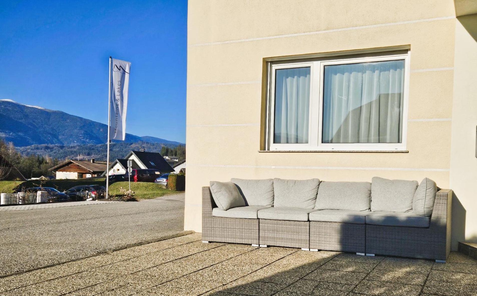 Mountains & Lakes - Chaletdorf & Appartements Villach Exterior photo